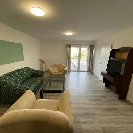 Einstein Apartment *